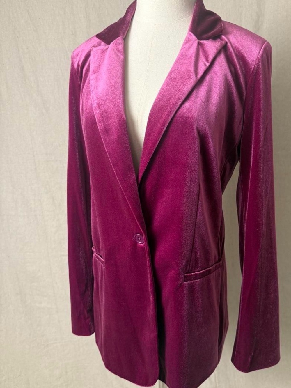 Nine West Women's Velvet Blazer Jacket in Deep Raspberry